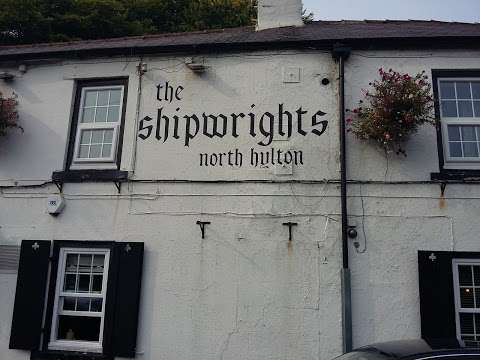 Shipwrights Hotel & Riverside Pub photo